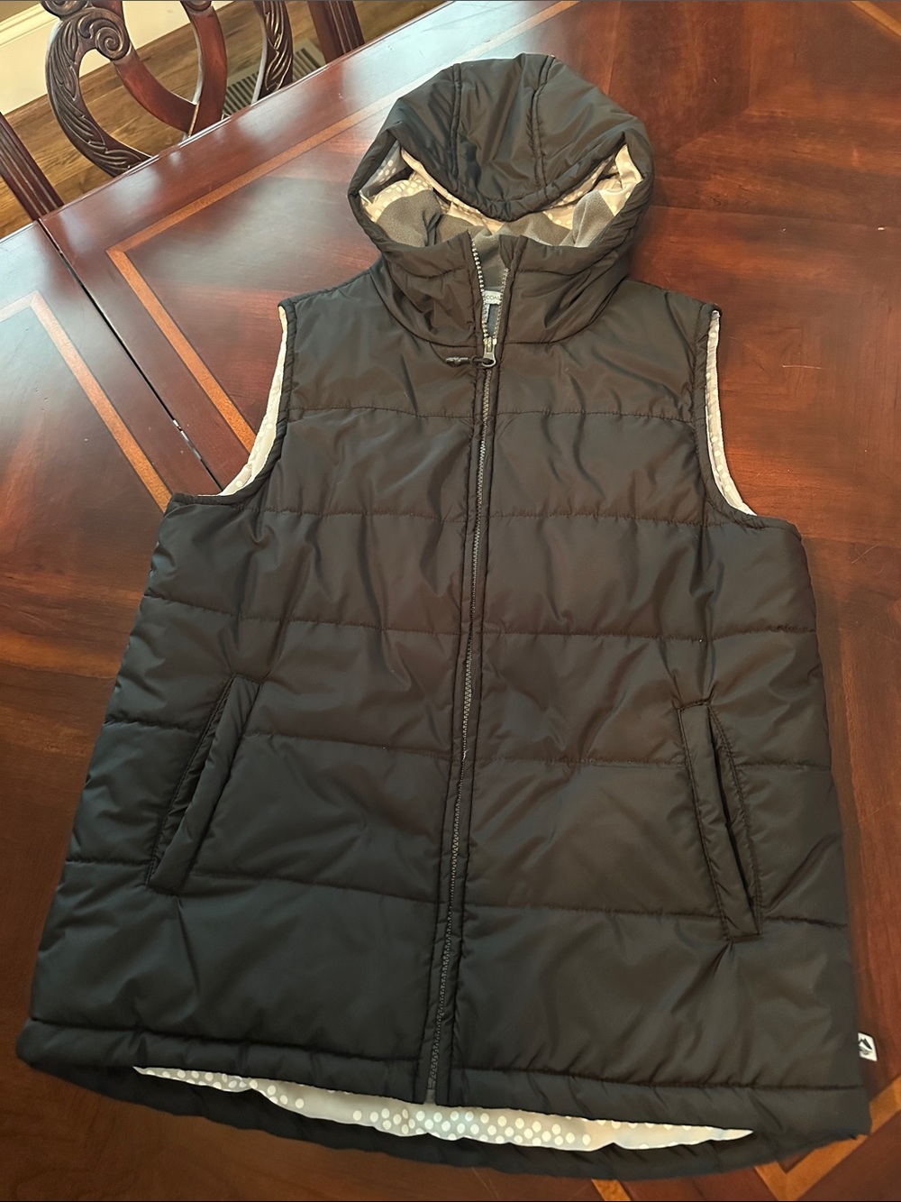 Women's Black Hooded Puffer Vest - Lightweight Quilted Layer